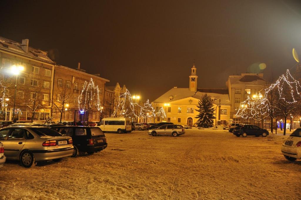 Hotel Na Hradbách Louny Esterno foto