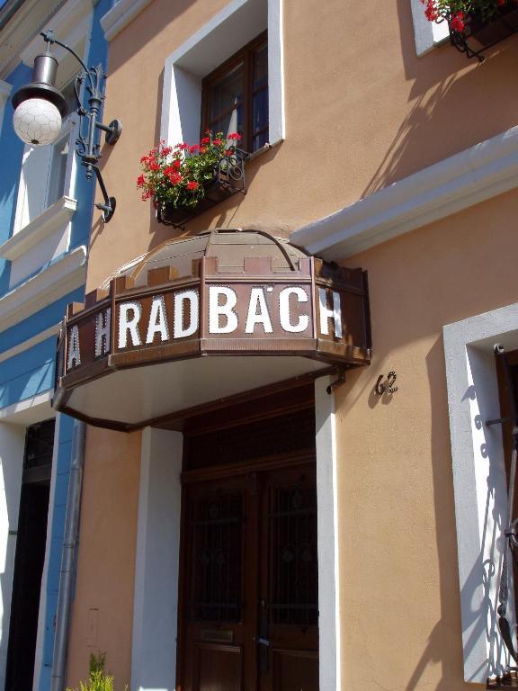Hotel Na Hradbách Louny Esterno foto
