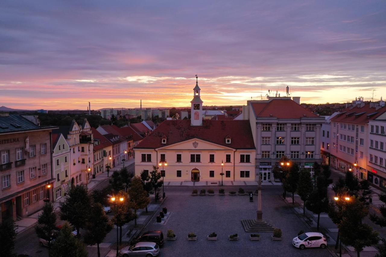 Hotel Na Hradbách Louny Esterno foto